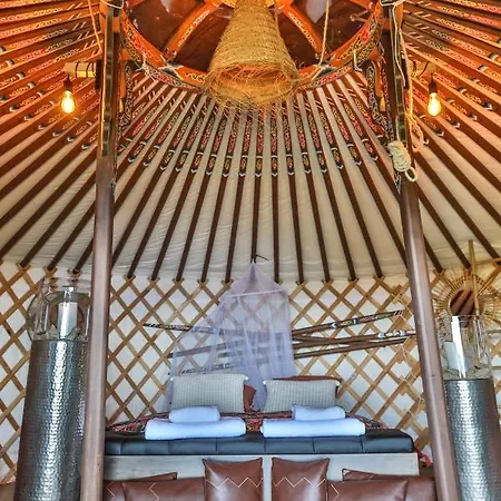 Yourte Mongole Vue Mer - Experience Unique Luxury tent